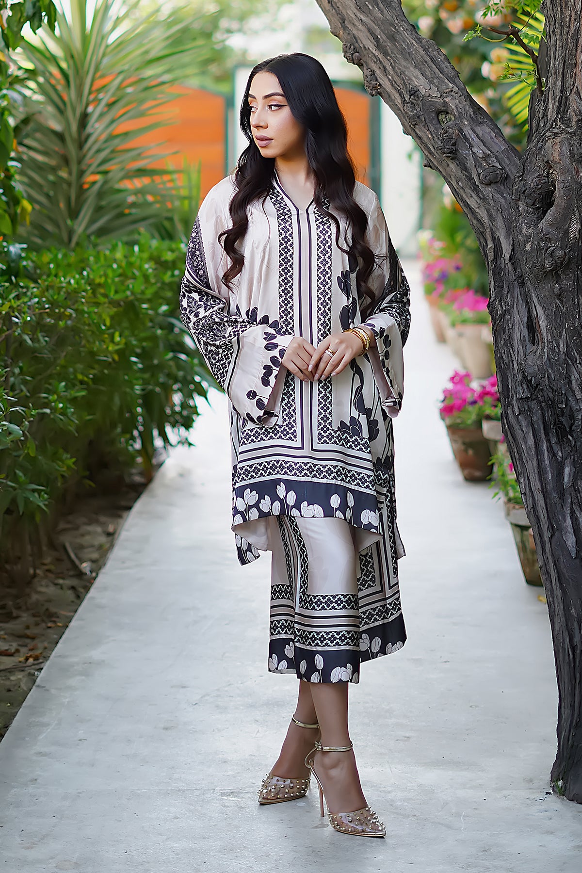 Shop Royal Mirage Online at Erum Khan