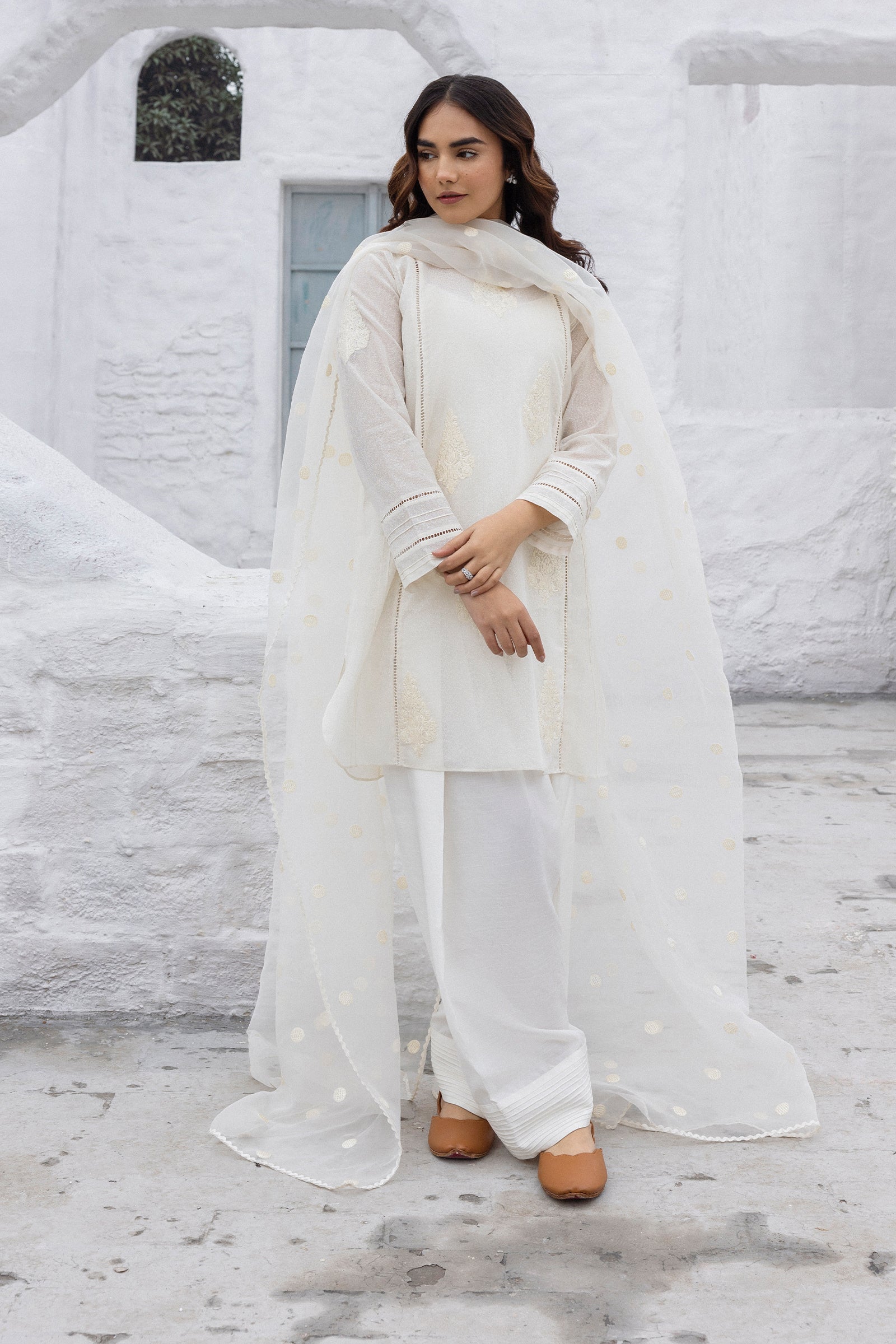 Shop Maha Online at Erum Khan