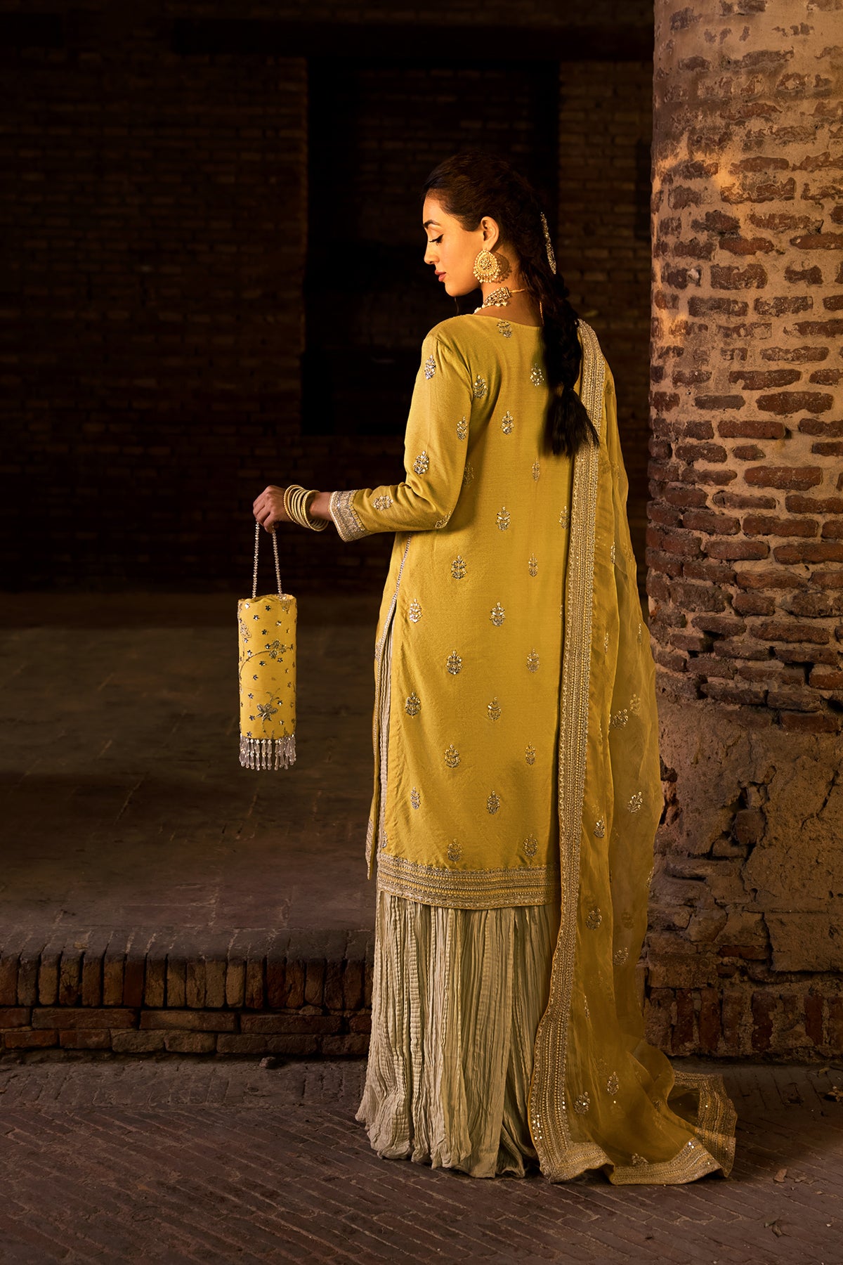 Shop Dil Araa Online at Erum Khan