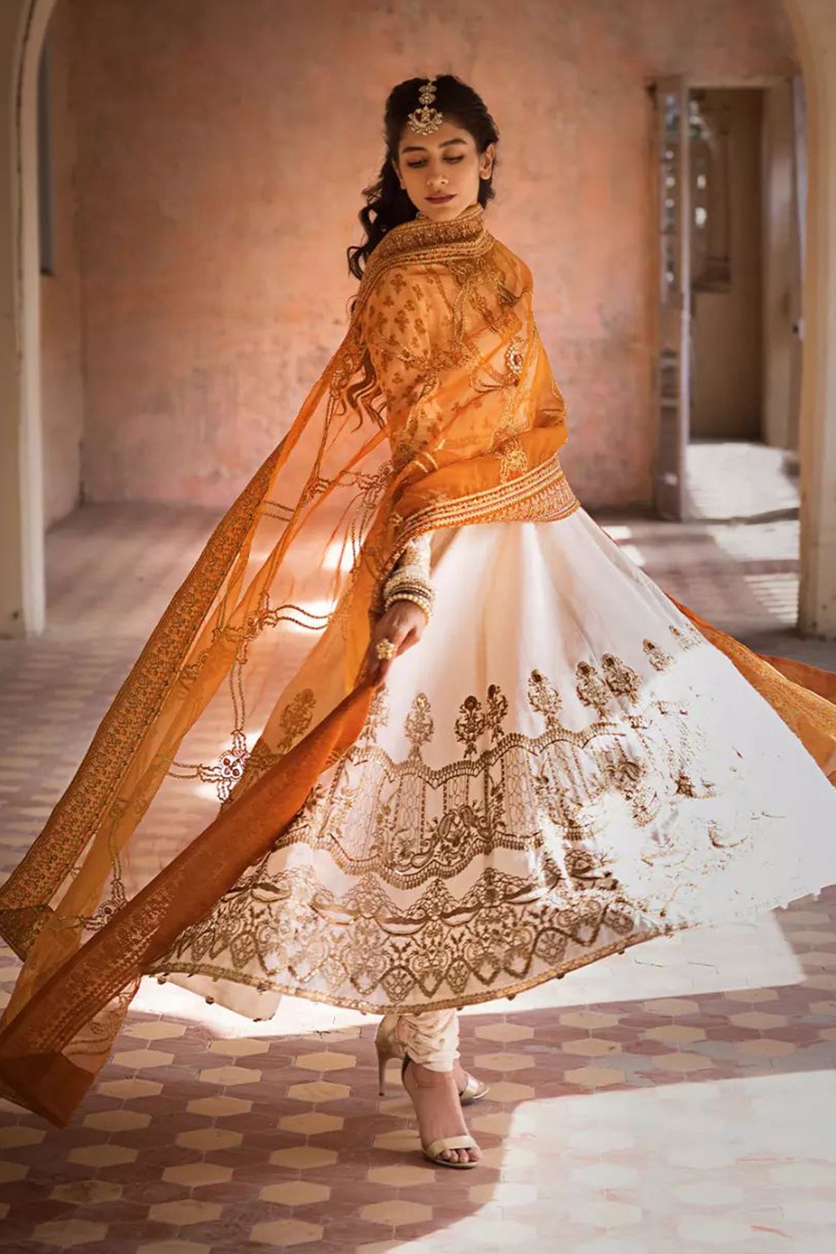 Shop Syra Yousuf Online at Erum Khan