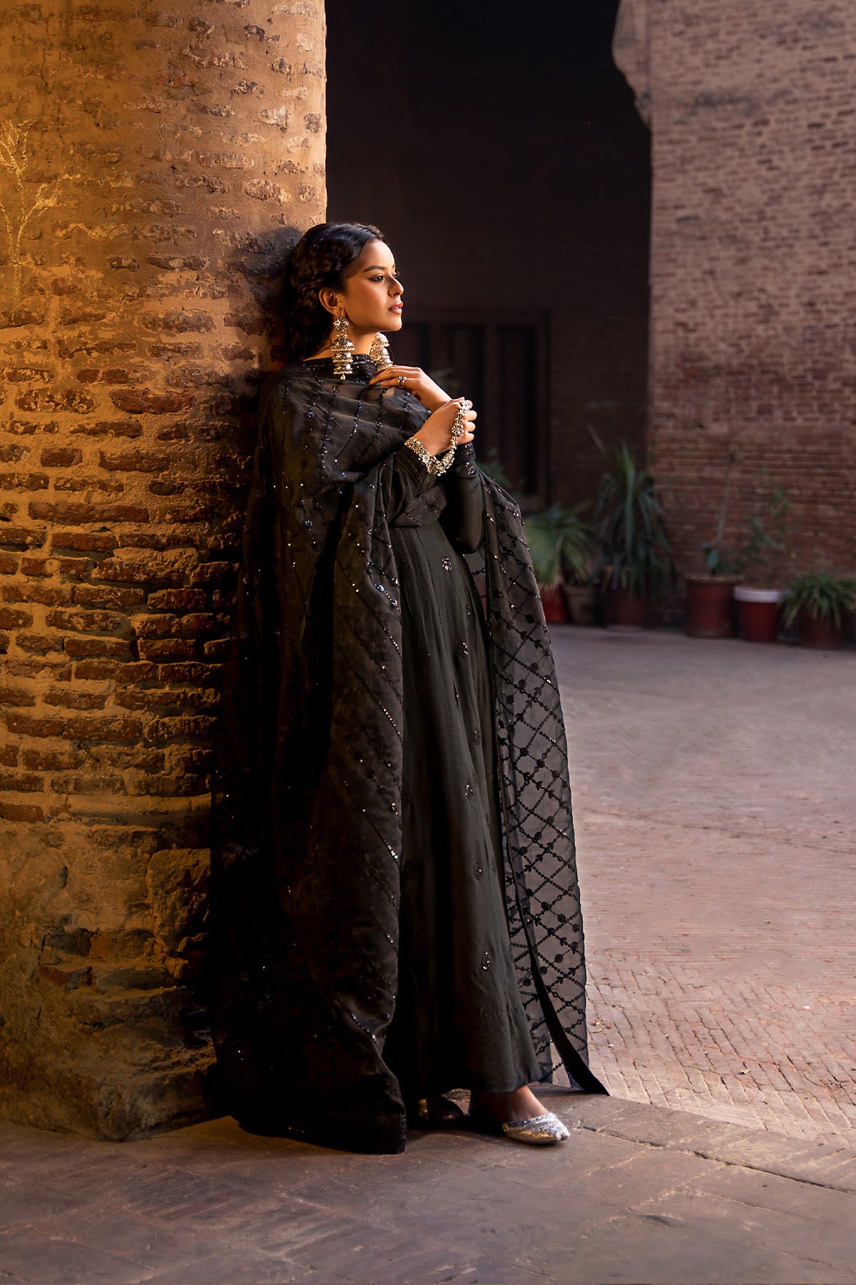 Shop Mumtaz Online at Erum Khan