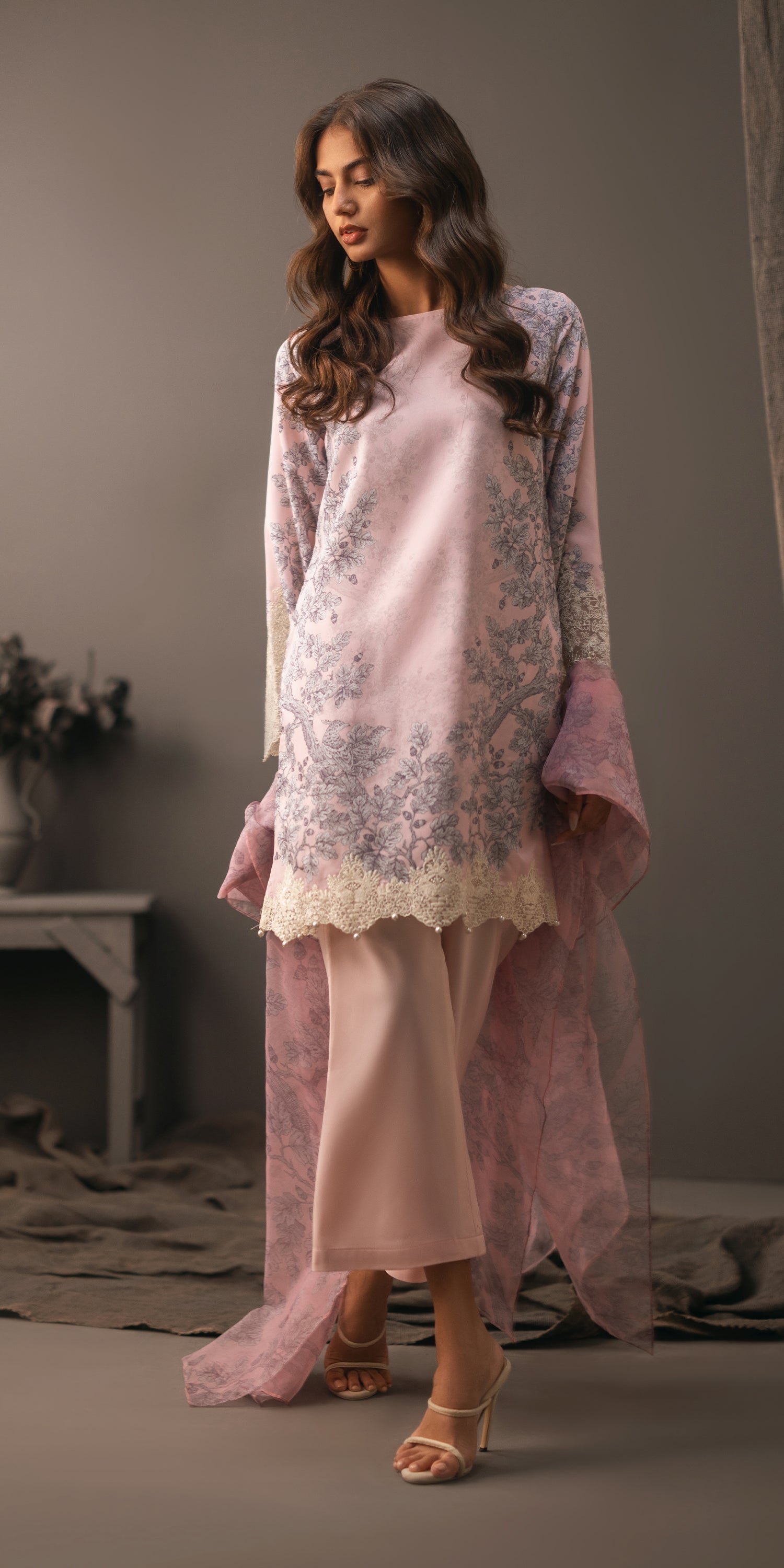 Shop Glowing Beat Online at Erum Khan