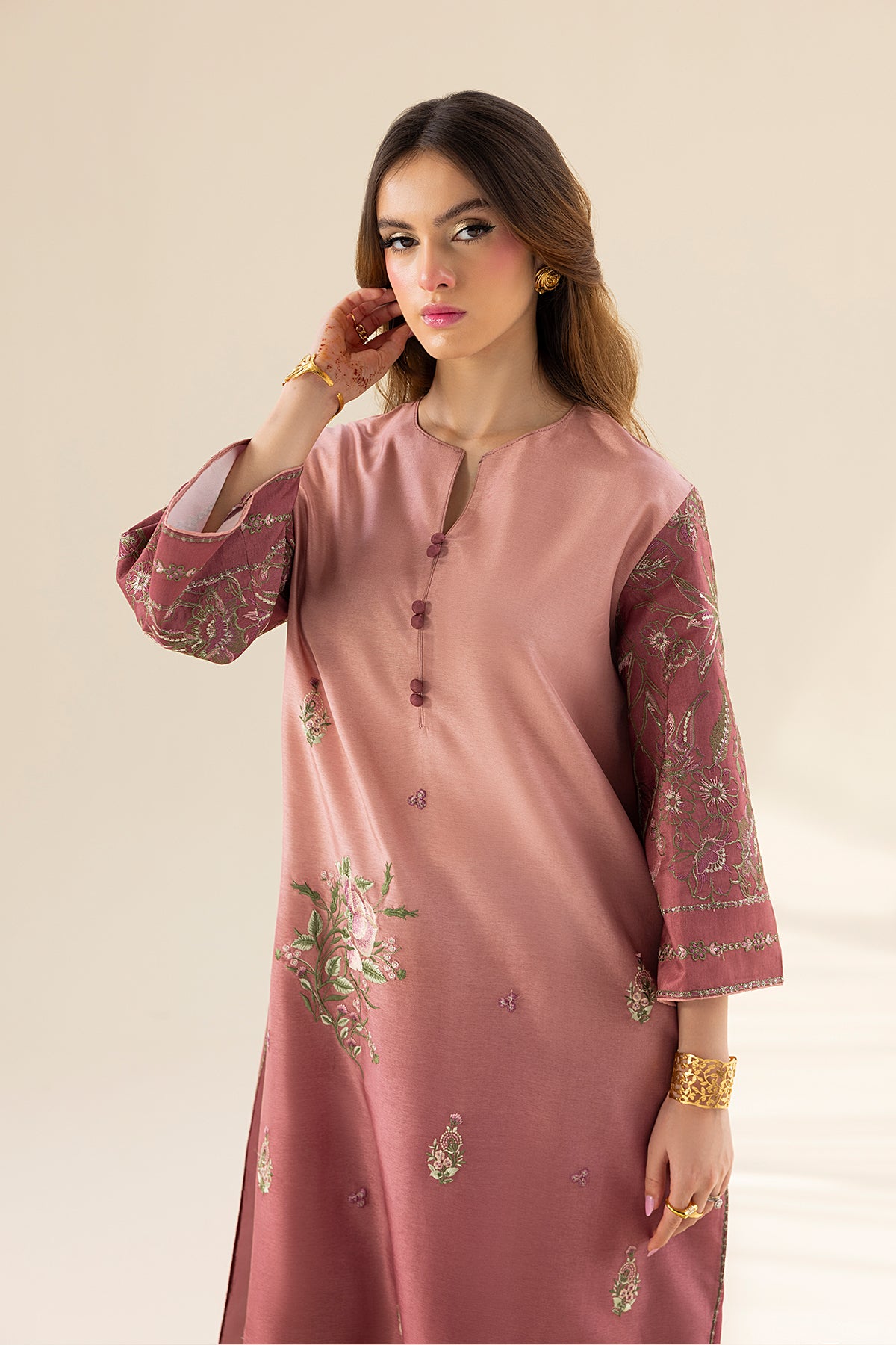Shop Vintage Rose Online at Erum Khan