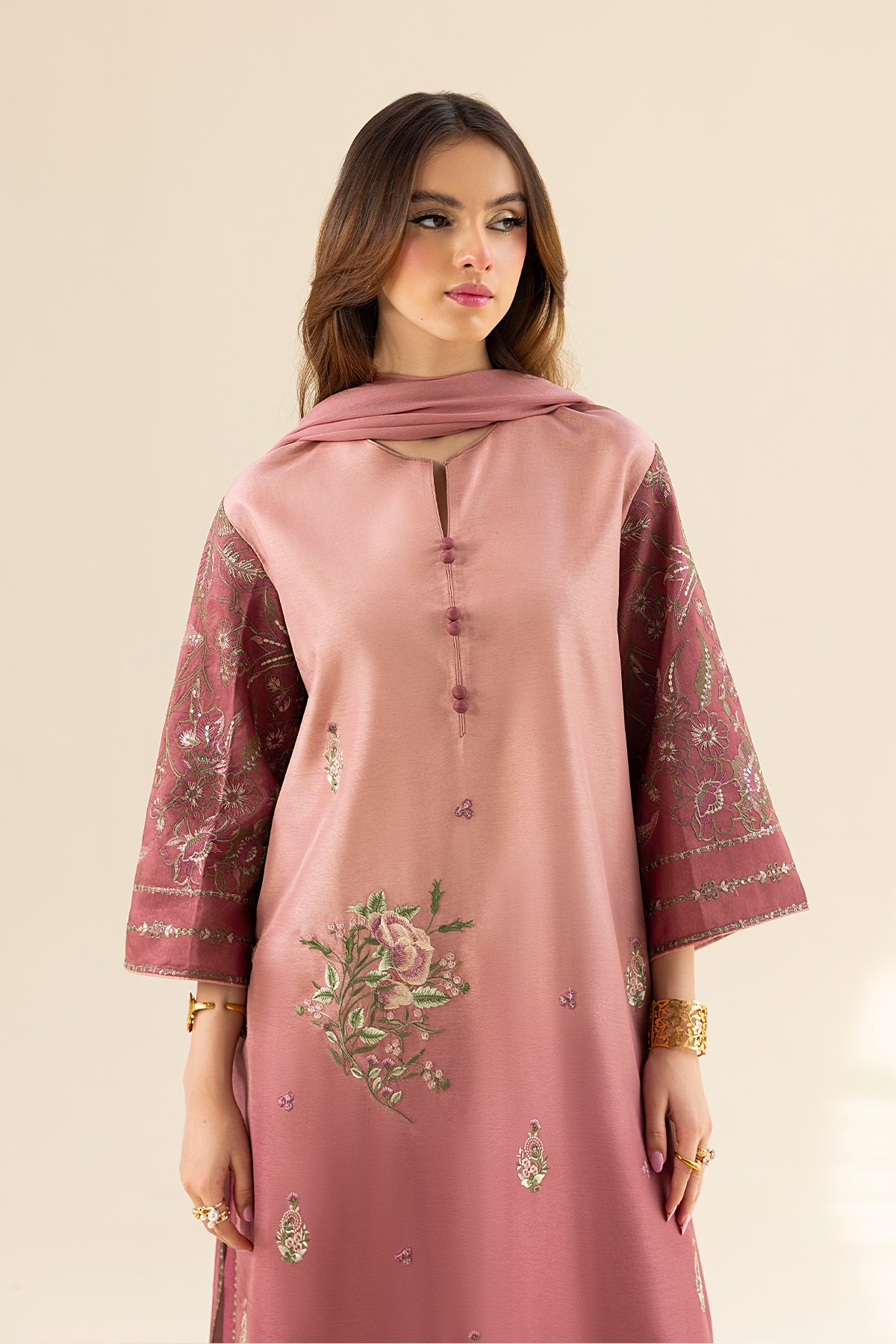 Shop Vintage Rose Online at Erum Khan