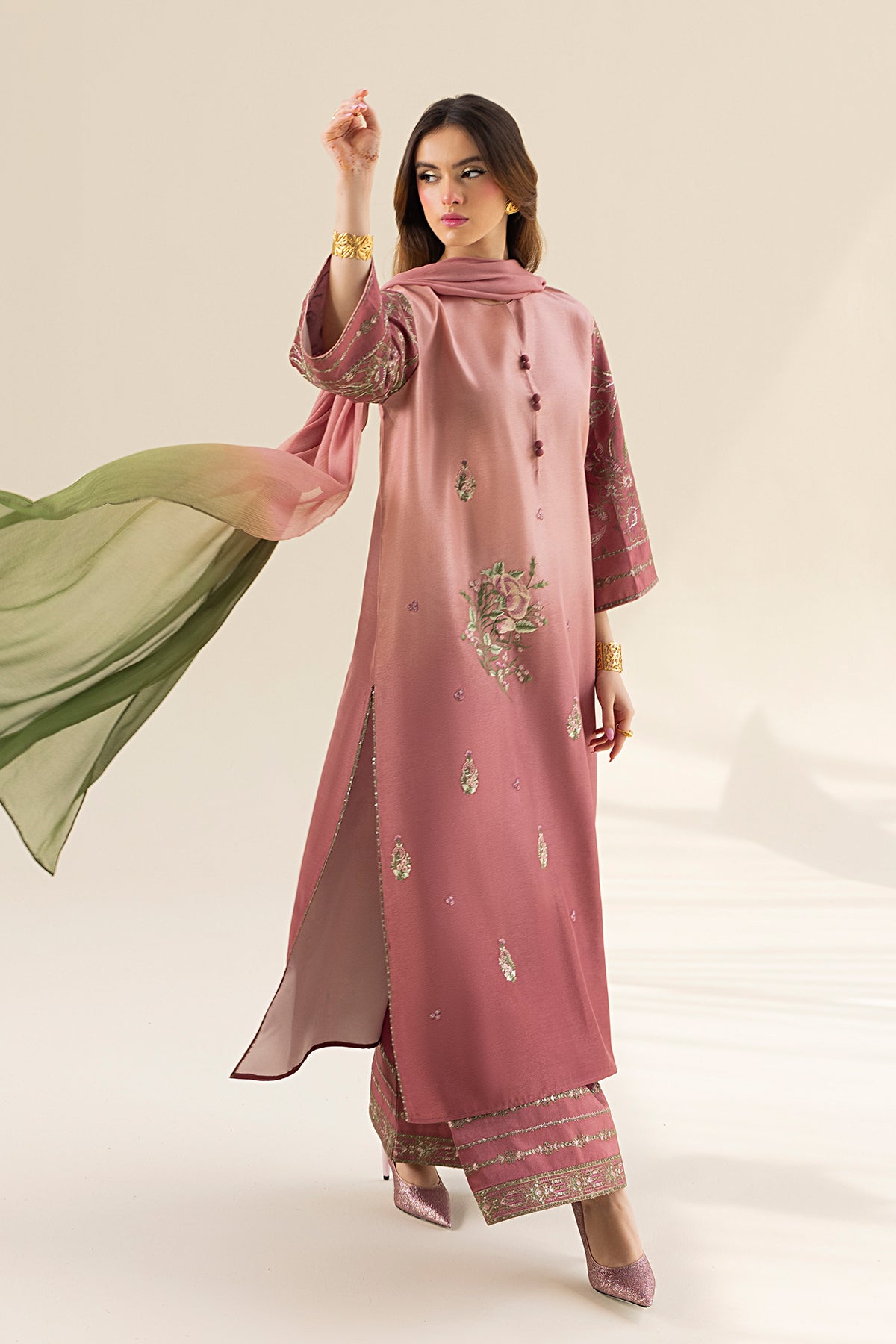 Shop Vintage Rose Online at Erum Khan
