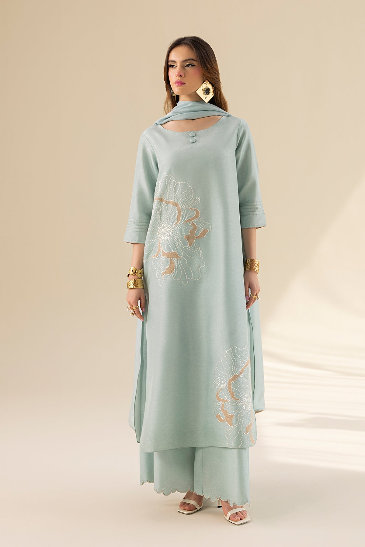 Shop Aqua Breeze Online at Erum Khan