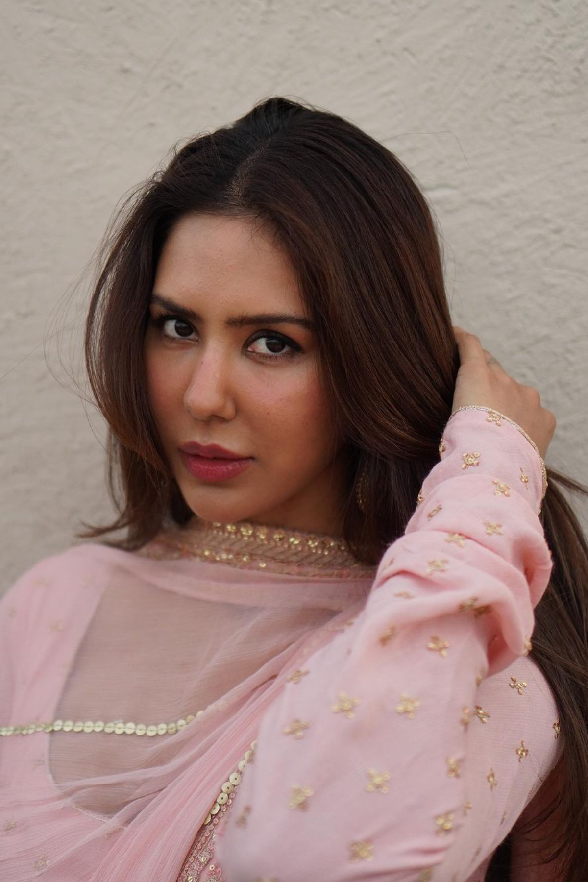 Shop Mahi Online at Erum Khan