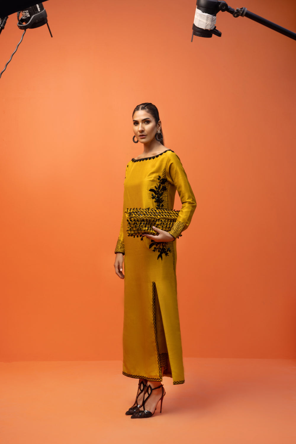 Shop Queen Bee Online at Erum Khan