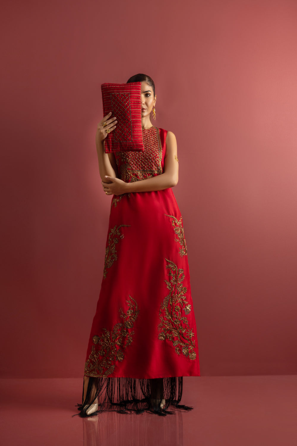 Shop Feminine Online at Erum Khan
