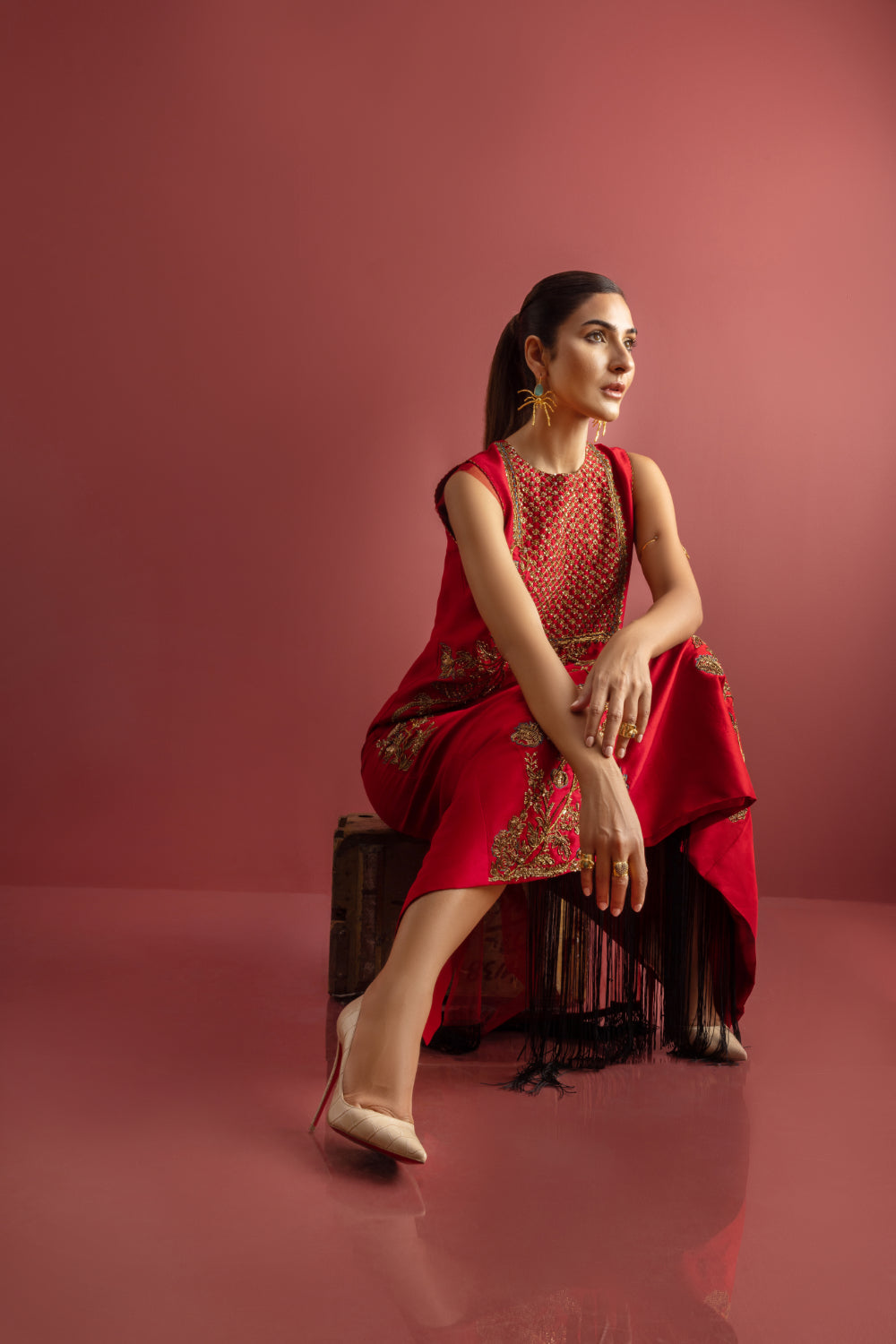 Shop Feminine Online at Erum Khan