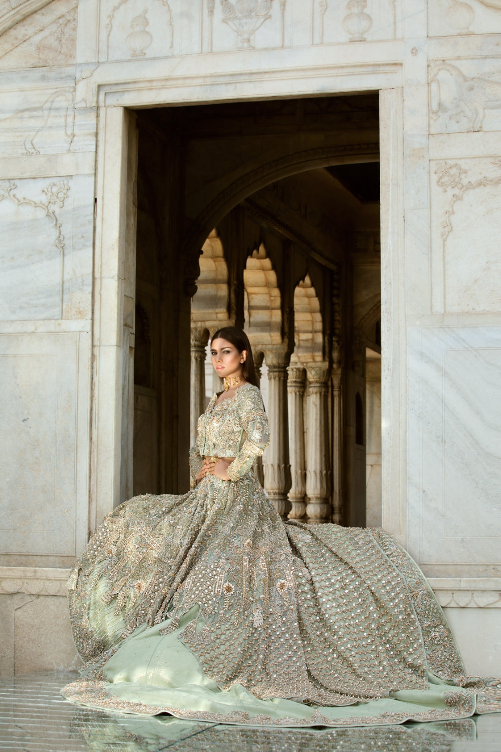 Shop Elvan Online at Erum Khan