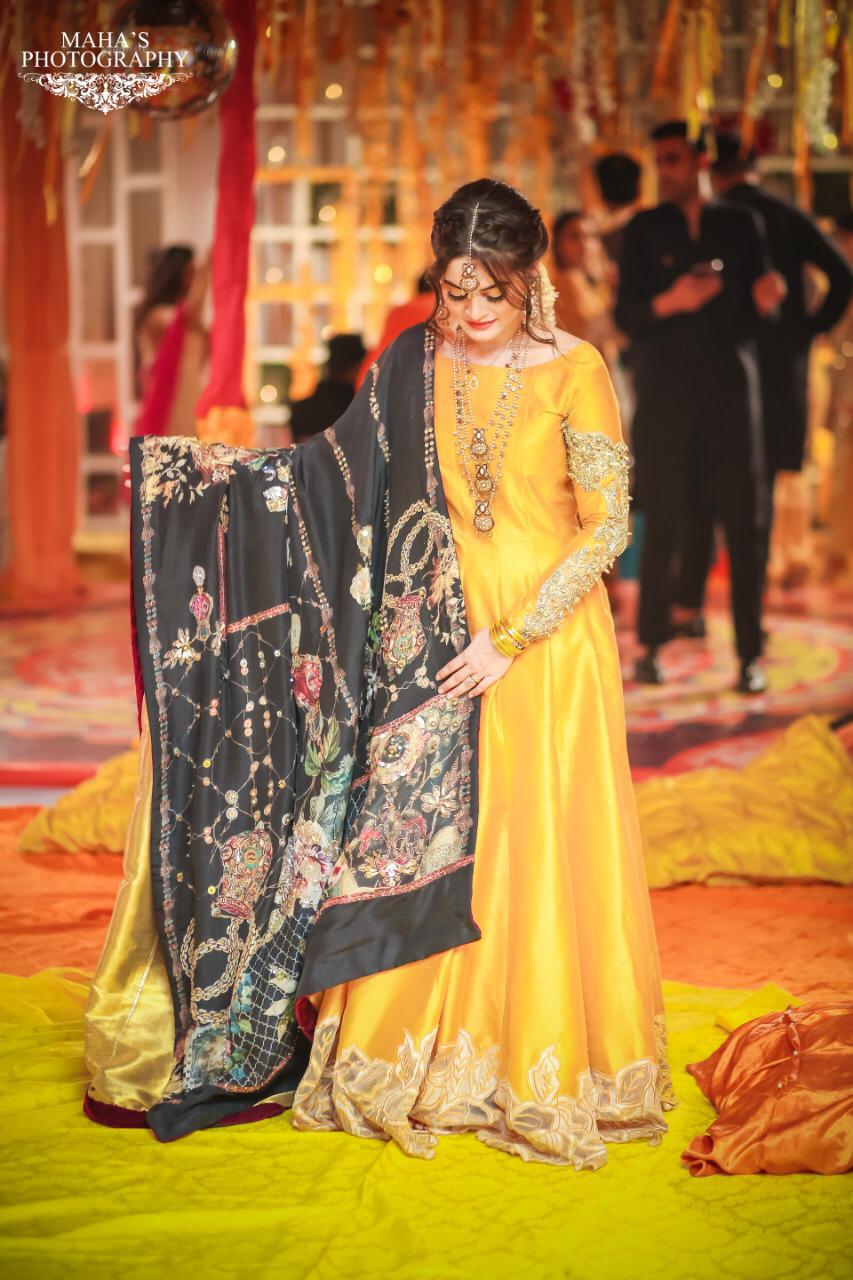 Shop Nazik Online at Erum Khan