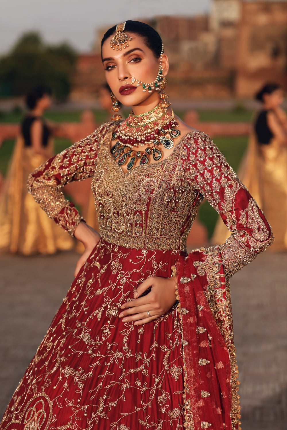 Shop Nigarbano Online at Erum Khan