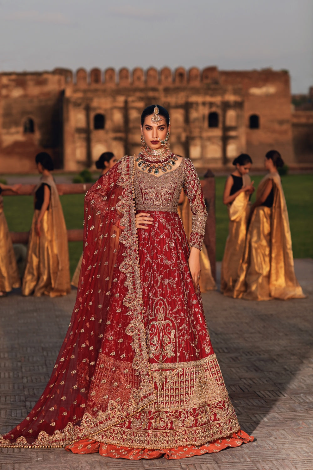 Shop Nigarbano Online at Erum Khan