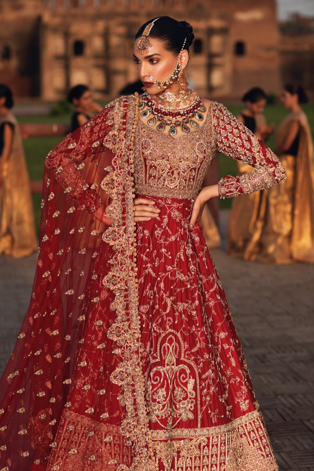 Shop Nigarbano Online at Erum Khan